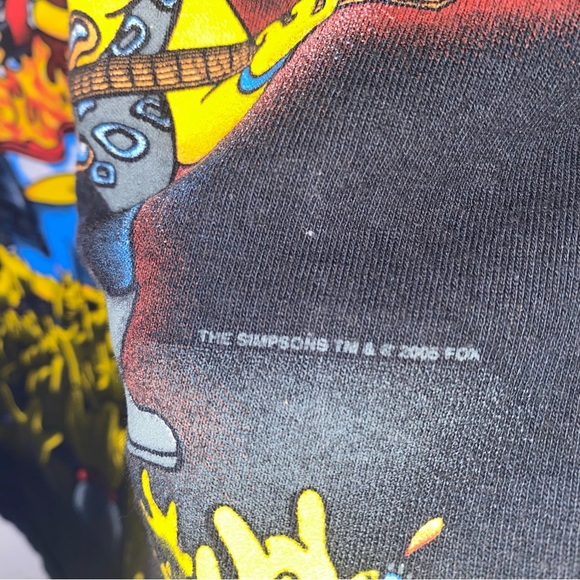 Vintage 2005 The Simpsons XL Springfield Rocks Band Graphic T-Shirt in Black - Picture 8 of 9